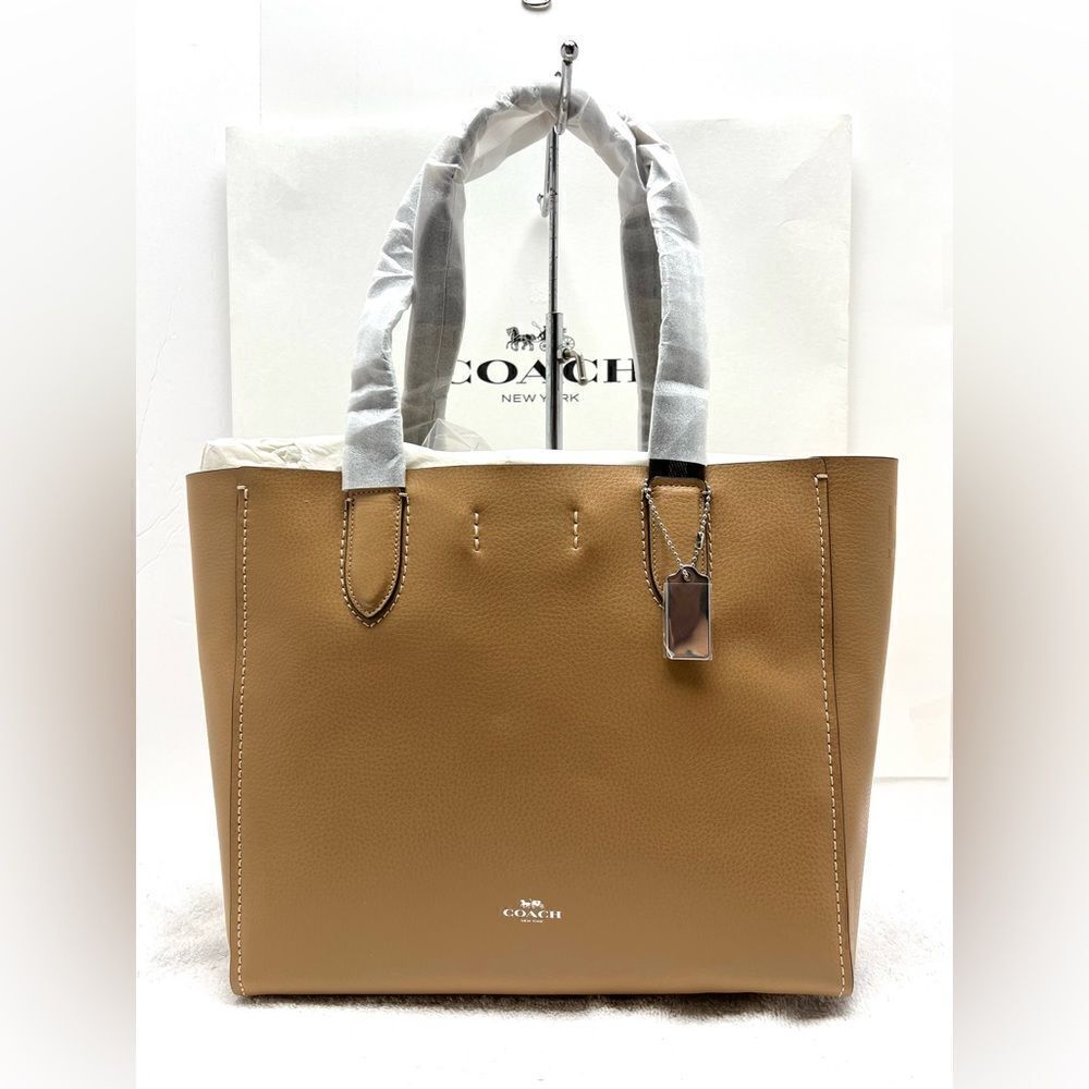 🔥🎁NWT! Coach DERBY Tote Handbag Pebble Leather Latte Msrp:$350.00 - Picture 3 of 9